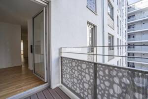 ** 3-Raum-Wohnung mit EBK, Balkon & Loggia im Herzen der Stadt ** – 1067 Dresden – Vorschaubild 9