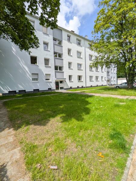 Die gefällt mir: Praktische 3-Zimmer-Wohnung mit großem Balkon und modernem Bad