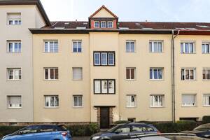 Zukunftssicheres Investment in Toplage: Attraktives Mehrfamilienhaus mit 8 Wohnungen in Leipzig- Gohlis