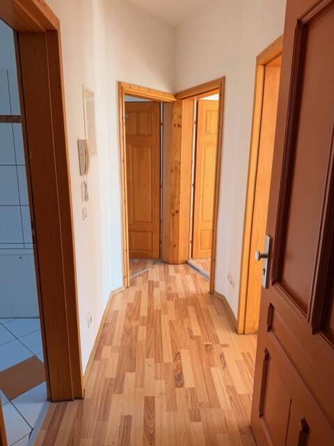 Gemütliche helle 2-Raum Wohnung, mit Wohnküche, Fußbodenheizung und Balkon. – Magdeburg – Vorschaubild 5