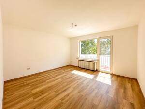 Lichtdurchflutete Wohnung mit Süd-West-Ausrichtung und Einbauküche in Oberkassel! – 40545 Düsseldorf – Vorschaubild 4