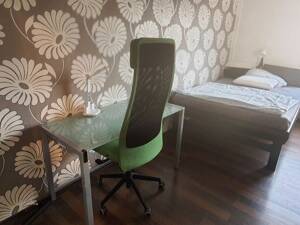 Voll möbliertes 12 m² Zimmer in 100-m² 4er-WG nahe BASF – All-Inclusive – 67069 Ludwigshafen am Rhein – Vorschaubild 2