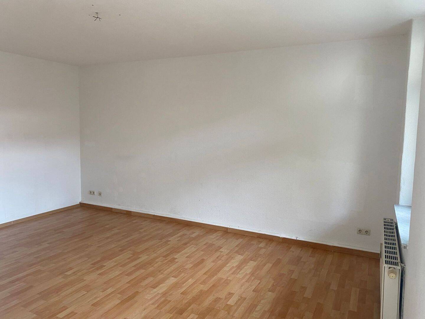 Single-WOHNUNG - 1-Raum-Wohnung----Bad mit Dusche, Balkon – Chemnitz – Vorschaubild 7