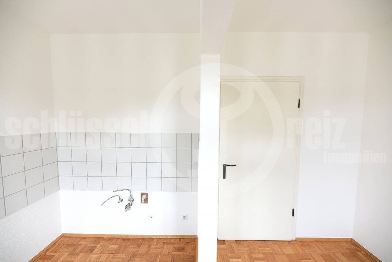 *Sonnenverwöhnte Wohnung mit Parkett, separater Wohnküche und tollem Blick in bester Neustadtlage!* – Dresden – Vorschaubild 8