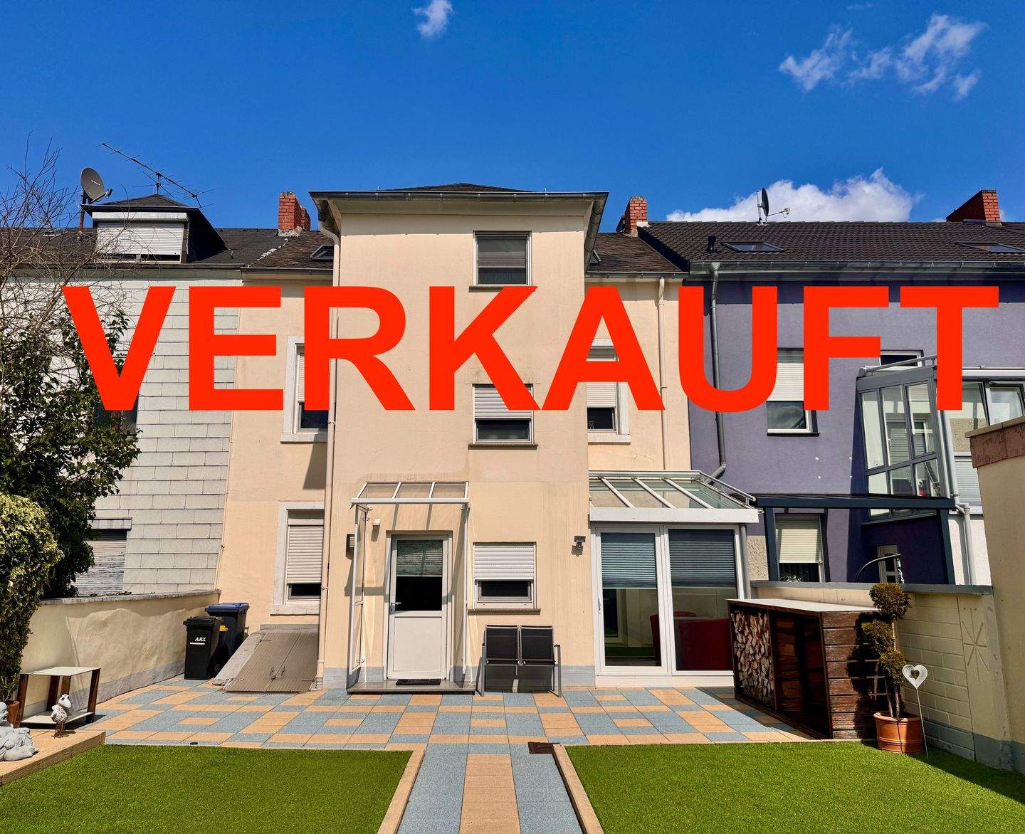 VERKAUFT - Modernes, liebevoll modernisiertes Stadthaus, ca. 217 qm Wohnfläche, gepflegtem Garten und Freizeitfläche in Konz – Konz – Bild 1 von 9