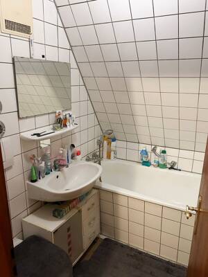 Renovierungsbedürftige 2-Zimmer-Wohnung als Kapitalanlage in der Innenstadt! – 93047 Regensburg – Vorschaubild 3