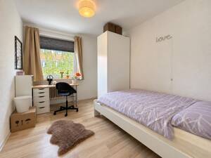 Charmante 3-Zimmer-Wohnung mit Balkon in ruhiger Lage in Berlin-Rudow – 12355 Berlin – Vorschaubild 2