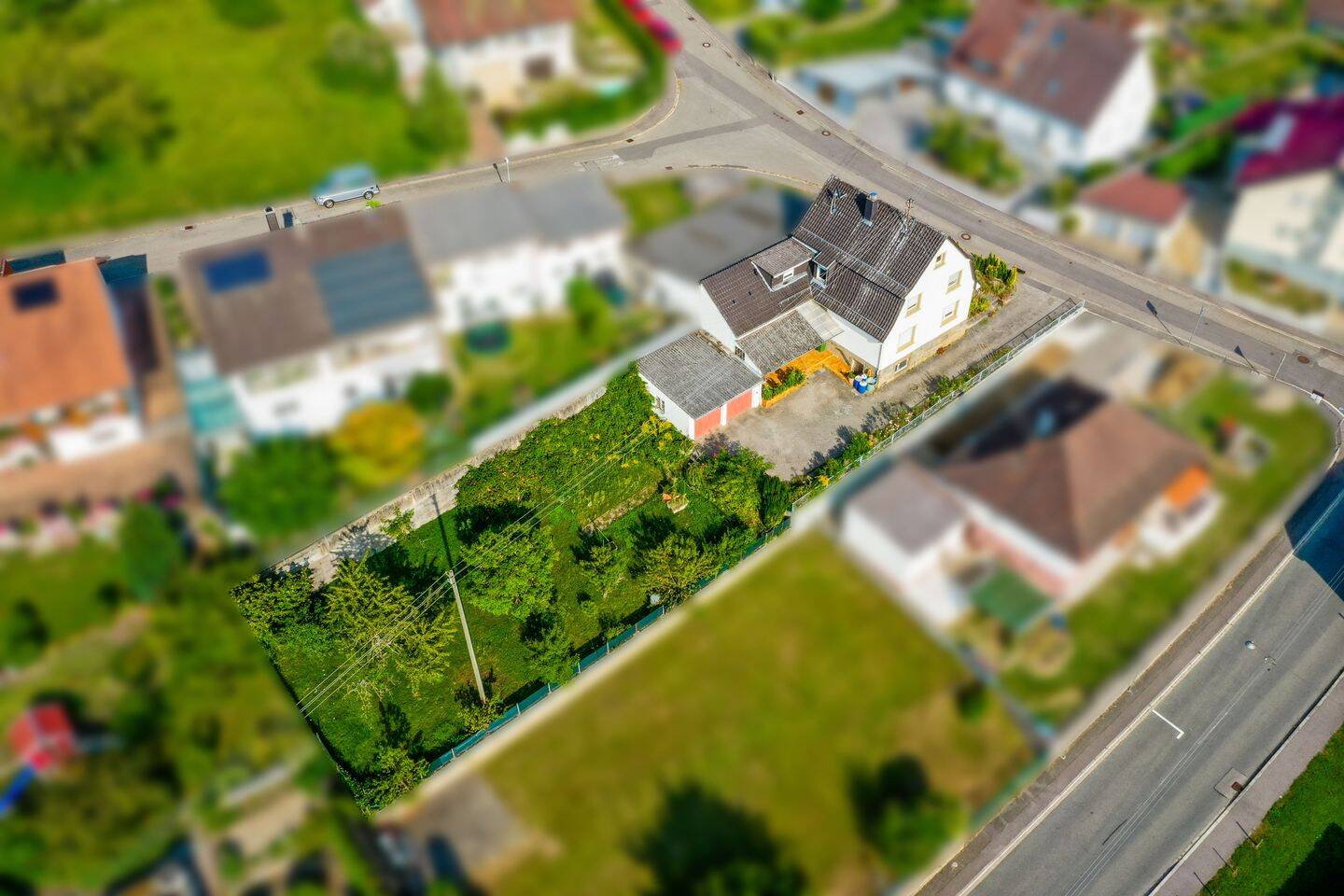 Schickes Ein- bis Zweifamilienhaus mit großem Garten, PV-Anlage und Ausbaupotenzial in Bretten-Ruit – Bretten – Vorschaubild 7