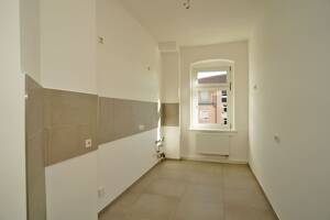 Striesen: Wanne & Dusche + EBK mgl.* – 1309 Dresden – Vorschaubild 6