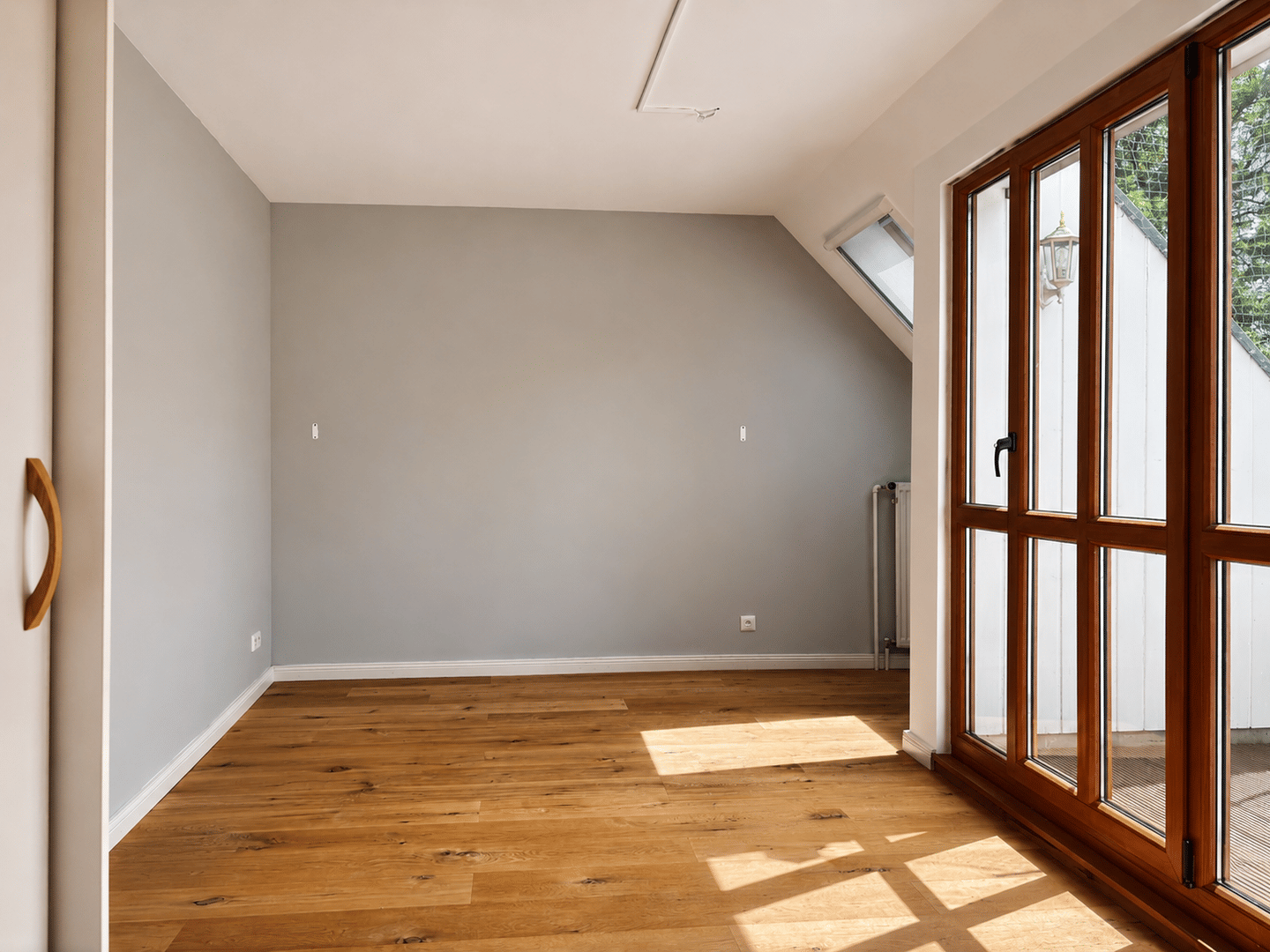 Bezugsfreie 4-Zi.-Maisonett-Wohnung mit Balkonen und PKW-Stellplätzen in Berlin-Kladow – Berlin – Vorschaubild 8