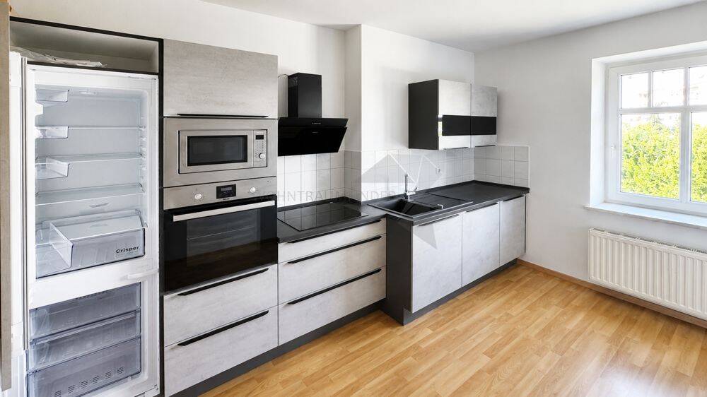 Romantische 3-Raum-Maisonette-Wohnung mit Tageslichtbad, Gäste-WC und Einbauküche in C-Ebersdorf
