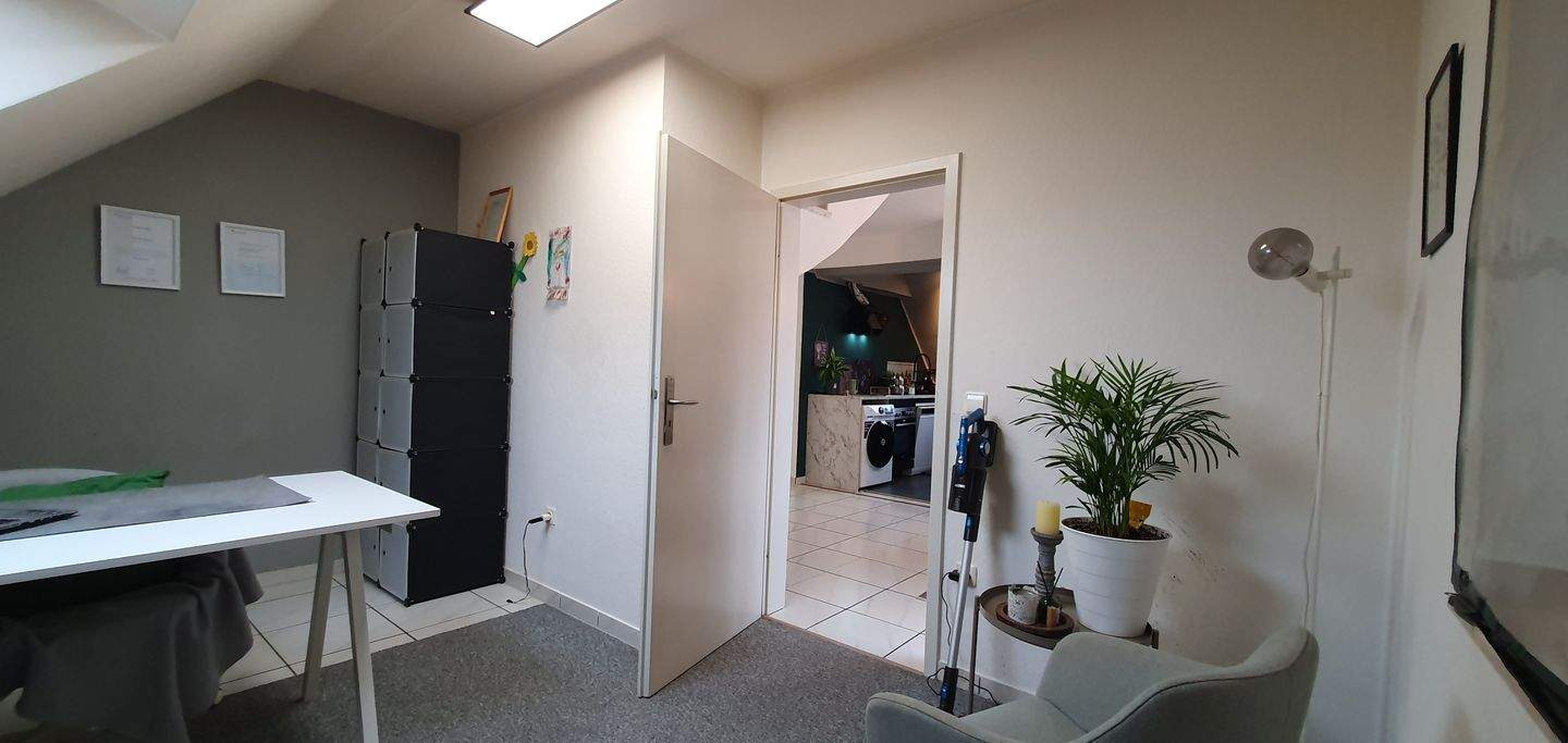 Großzügige Maisonette-Wohnung im ruhigen Duisburger Süden – Duisburg – Vorschaubild 6