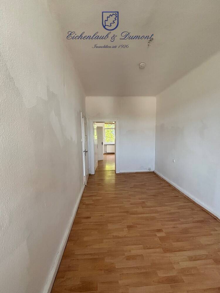Altbaucharme: 4-ZKB Eigentumswohnung mit Balkon, sofort verfügbar – Saarbrücken – Vorschaubild 5