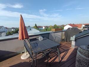 3 Zimmerwohnung mit Dachterrasse Zentral