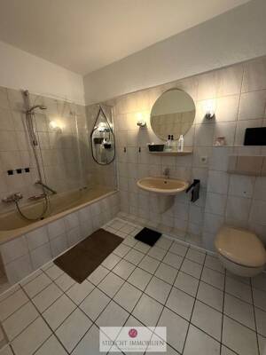 RESERVIERT! Sonnige 2 Zi. W. (Nr. 14) im DG inkl. Balkon & PKW Stellpl. in OL für berufst. Mieter! – 26133 Oldenburg – Vorschaubild 7
