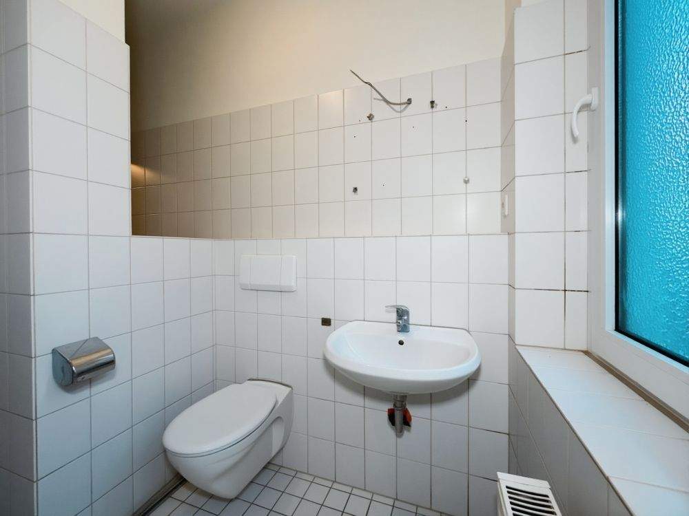 Gut geschnittene 2-Zimmer-Wohnung mit großer Wohnküche und viel Tageslicht – Bielefeld – Vorschaubild 6