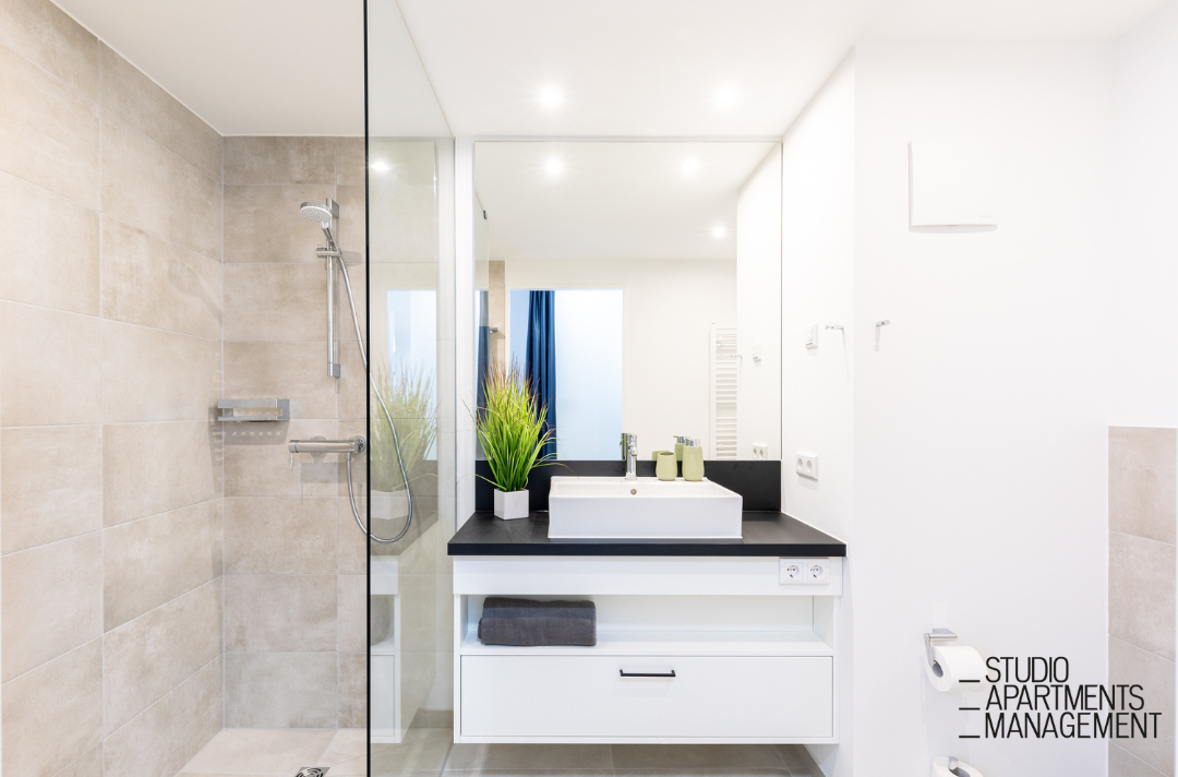 DONAU SIDE: Modernes Studio Apartment mit Terrasse, Fitnessstudio & Co-Working – Ingolstadt – Vorschaubild 9