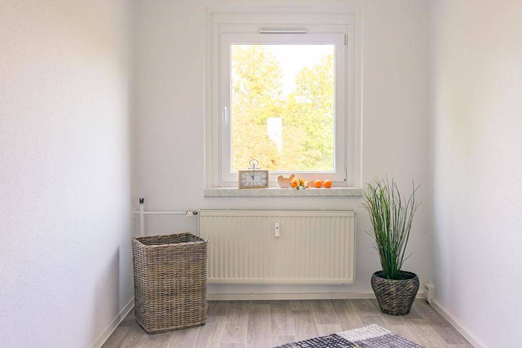 NEU sanierte 3-Raum-Wohnung nahe Schlossteich – Chemnitz – Vorschaubild 3
