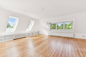 Lichtdurchflutetes Altbaujuwel mit zwei Balkonen in bester Lage von Othmarschen – 22605 Hamburg – Vorschaubild 4