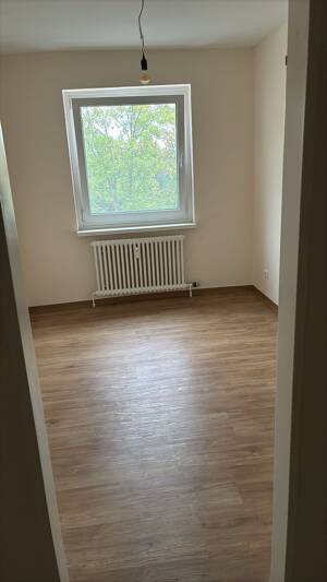 4-Zimmerwohnung im Schelmengraben kurzfristig zu vermieten – 65199 Wiesbaden – Vorschaubild 9