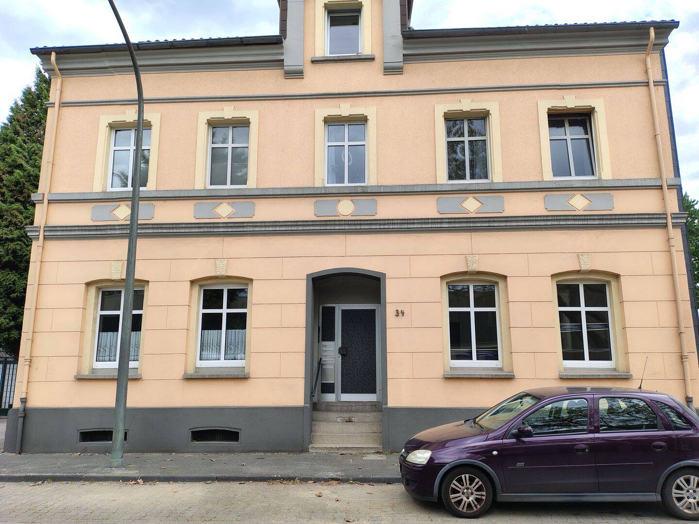 EG 2 RW frisch gestrichen