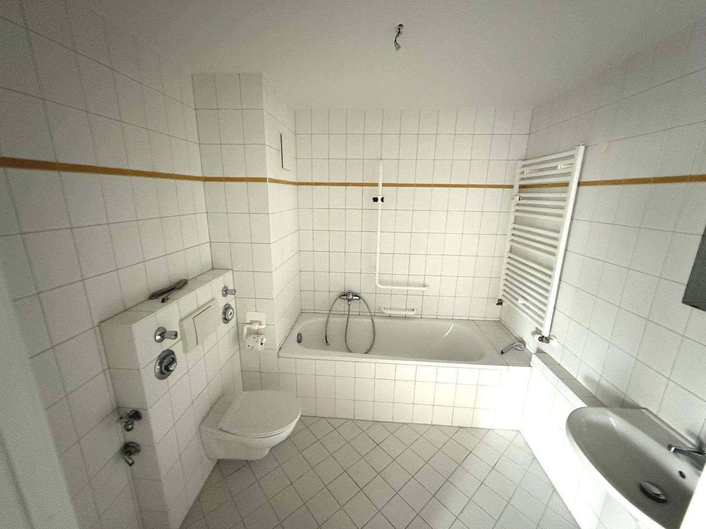 2-Raum mit großem Balkon - barrierefrei – Chemnitz – Vorschaubild 8