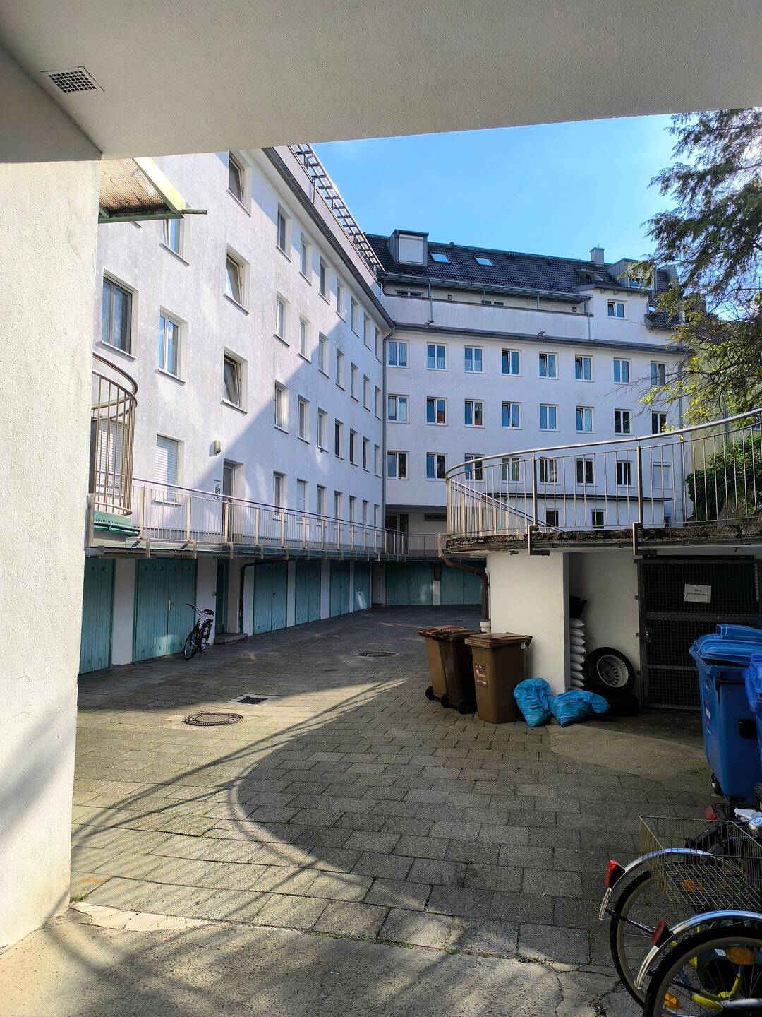 Moderne 24 m2 möblierte Wohnung | Milbertshofen | WLAN & Strom inklusive | Anmeldung möglich – München – Vorschaubild 3