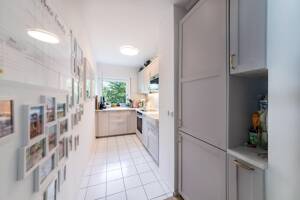 Harlaching: 116 m² mit Pool, Sauna und 2 TG-Plätzen - sofort frei – 81545 München – Vorschaubild 2