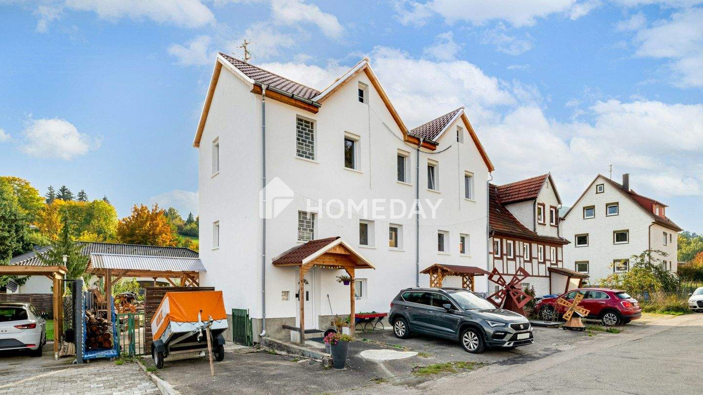 Modernisiertes EFH mit weiterem Ausbaupotential und schönem Grundstück – Albstadt – Bild 1 von 9