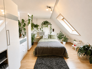 Bezauberdne 2-Zi. Wohnung im DG, inkl. Keller in Freiburg-Zentrum, vermietet – 79098 Freiburg im Breisgau – Vorschaubild 3