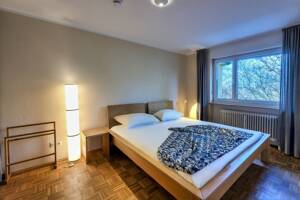 Charmante 3-Zimmer-Wohnung mit Balkon in Alt-Bogenhausen nahe Englischem Garten – 81679 München – Vorschaubild 6