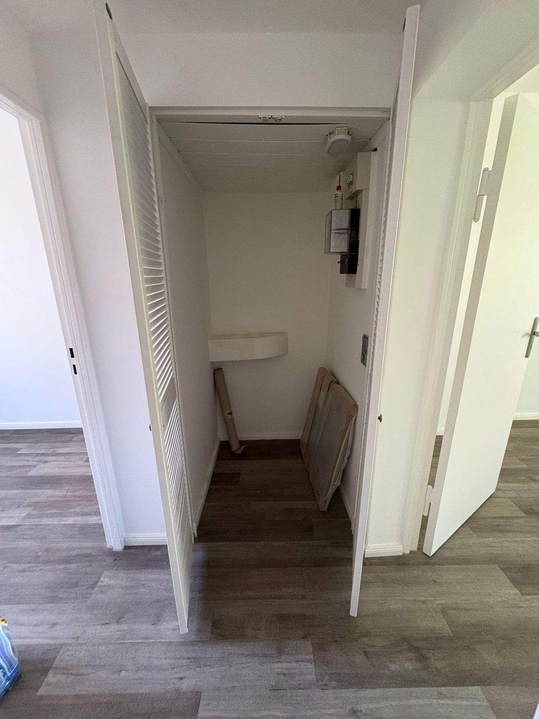 Bezugsfreie 2,5-Zimmerwohnung mit Balkon – Berlin – Vorschaubild 5