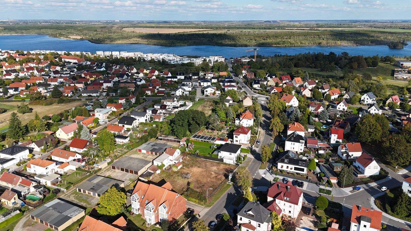 Modernes Wohnen im Grünen - Ihr Reihenendhaus nahe dem Zwenkauer See – Zwenkau – Vorschaubild 4