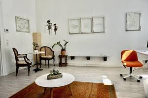 Light-Filled Designer Apartment near Glienicker Bridge - All-Inclusive Rent – 14467 Potsdam – Vorschaubild 4