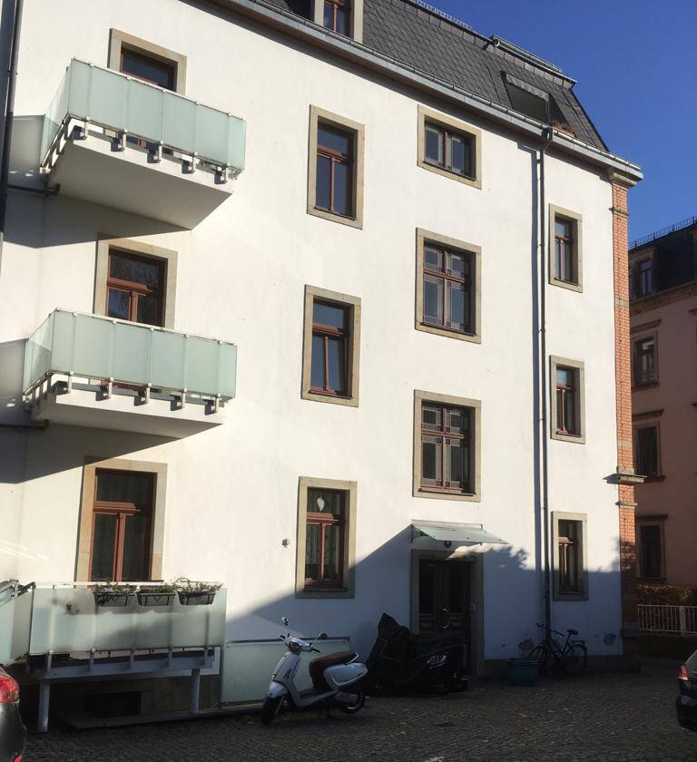 2-Raum-Wohnung im 1. OG mit Balkon, Einbauküche und Pkw-Stellplatz – Dresden – Vorschaubild 3