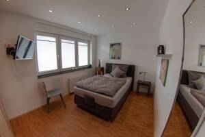 Komfortable 2-Zimmer-Whg Klima Küche uvm. – 45130 Essen – Vorschaubild 7