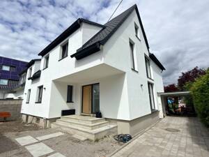 Fast am Ziel – hochwertig saniertes Einfamilienhaus in Augsburg