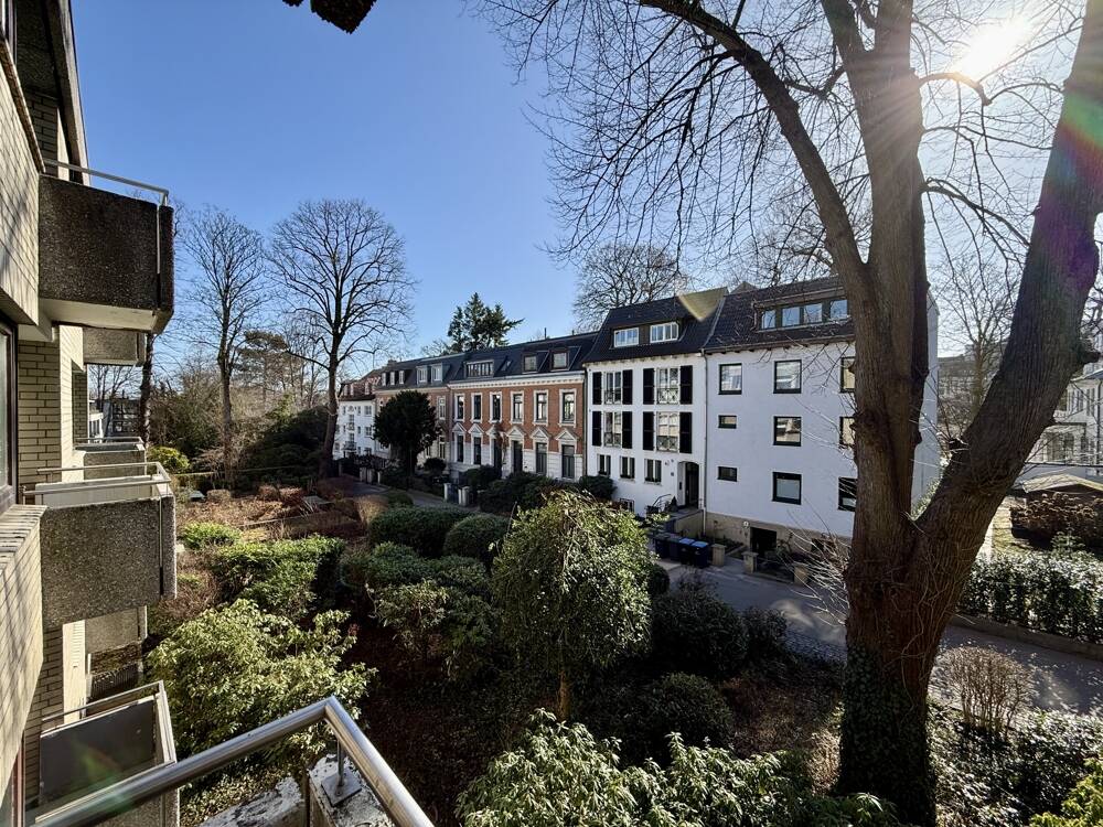 In unmittelbarer Alsternähe: Ihr neues Zuhause mit Sonnenbalkon, Wellness und PKW-Stellplatz