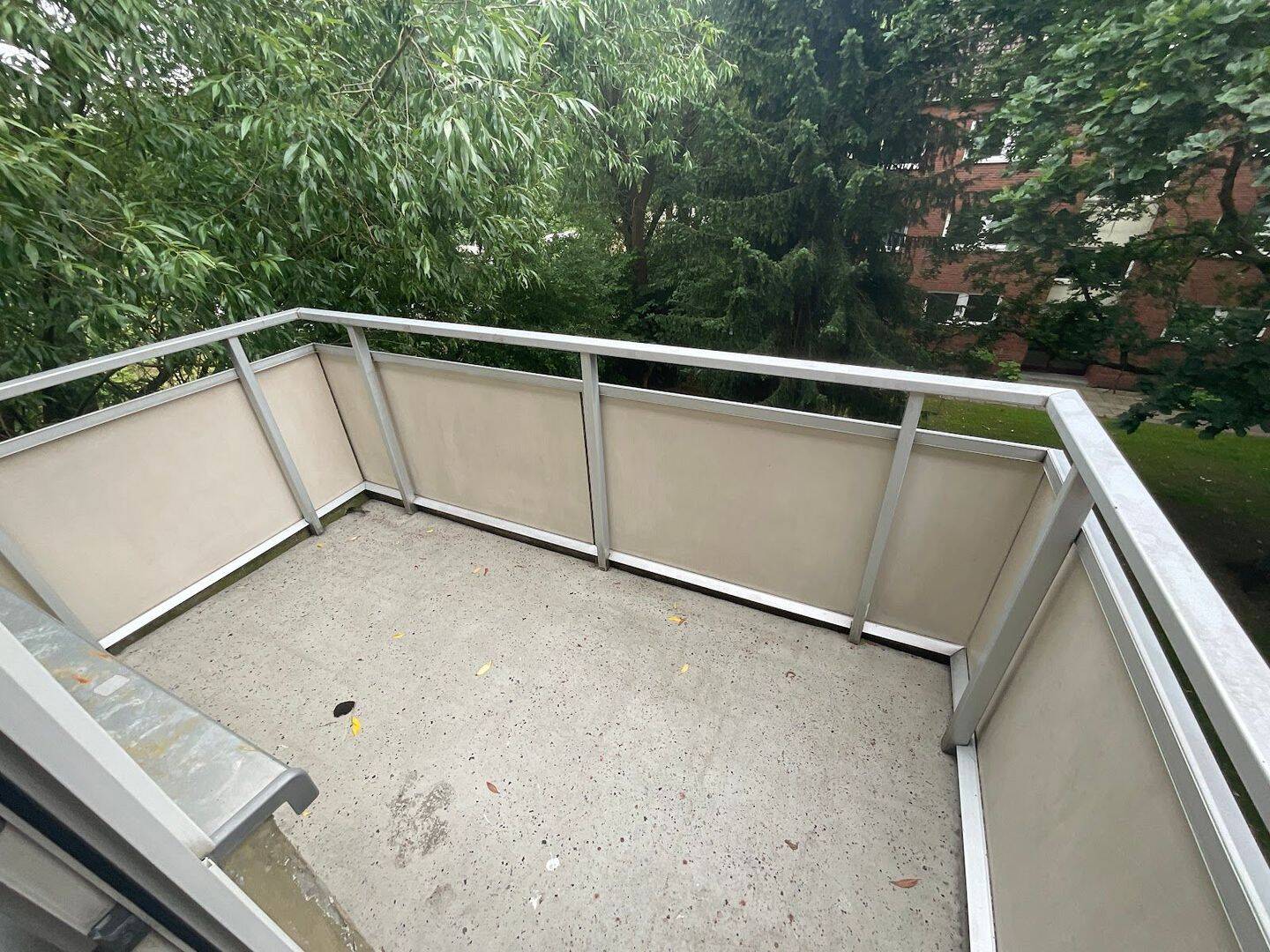 2,5 Zimmer-Wohnung mit Balkon und Tageslichtbad mit Wanne – Lübeck – Vorschaubild 5