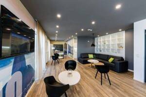 Möblierte Komfort XL-Apartments mit Balkon im CAMPUS VILLAGE Neu-Ulm – 89231 Neu-Ulm – Vorschaubild 7