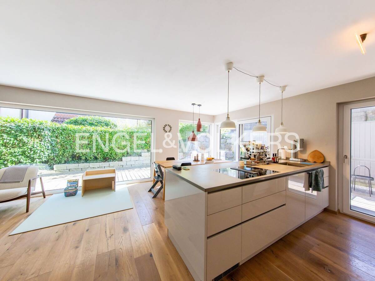 Exklusives Wohnen in ruhiger Lage - Großzügige Gartenwohnung nahe dem Hoyerberg – 88131 Lindau (Bodensee) – Bild 1 von 8