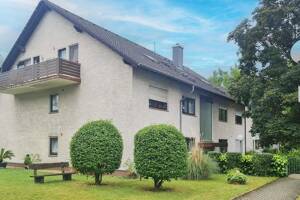 Wohnen im Grünen - Ihr neues Zuhause mit viel Potenzial in ruhiger Lage mitten in der Stadt – 63071 Offenbach am Main – Vorschaubild 3
