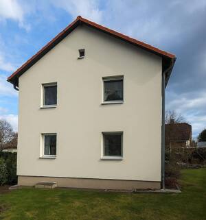 Freistehendes modernisiertes Zweifamilienhaus in Rumpenheim 7,5 Zimmer, 3 Bäder, gr. Garten, Garage – 63075 Offenbach am Main – Vorschaubild 3