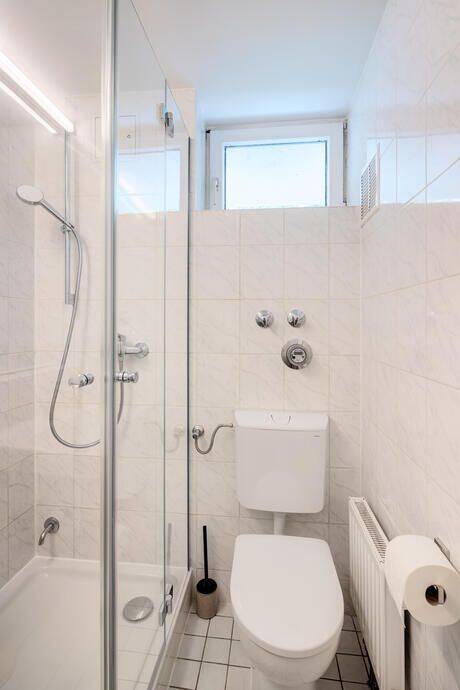 Möbliert: Schönes möbliertes Apartment in Schwabing-West – München – Vorschaubild 9