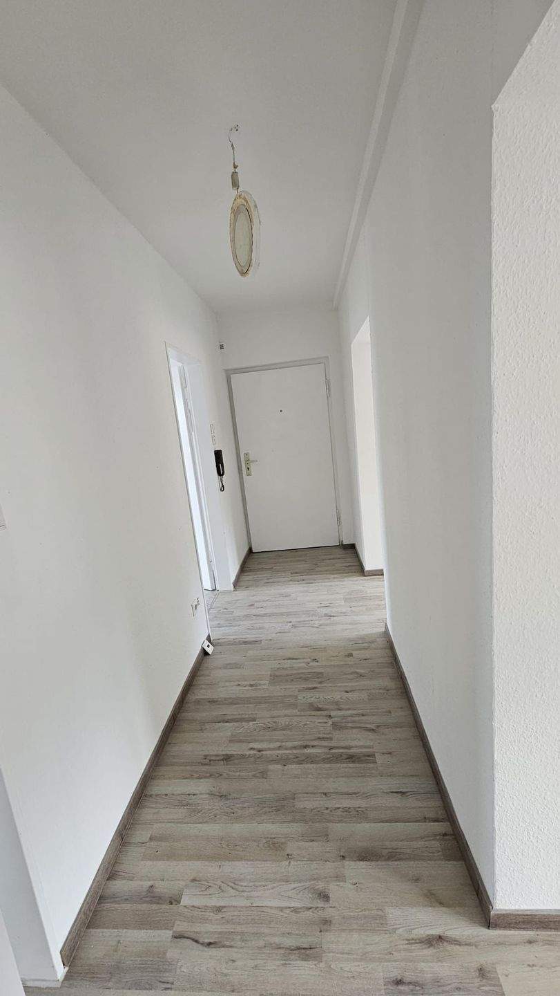 Mehrfamilienhaus mit 8 Einheiten + Baugrundstück für bis zu 6 Neubauwohnungen – Rendite & Entwicklung in einem Objekt – Nürnberg – Vorschaubild 6