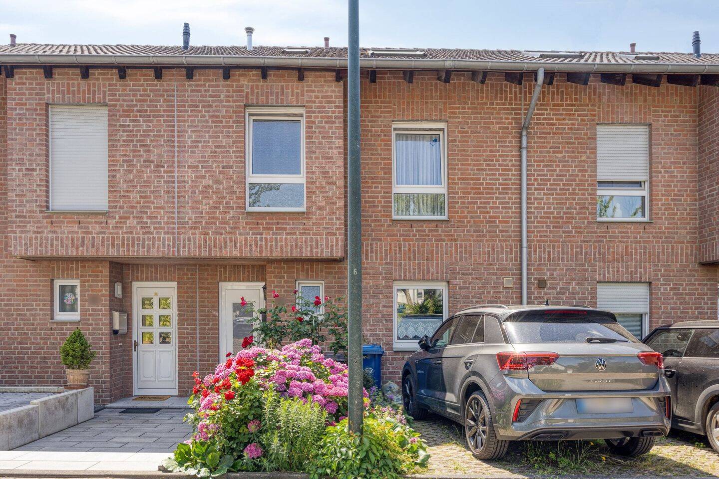 Platz für die ganze Familie - Großzügiges Reihenhaus in ruhiger Wohnlage – Leverkusen – Bild 1 von 9