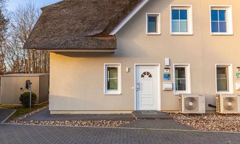 Ferienhaus Zingst: hochwertige Doppelhaushälfte mit gehobener Ausstattung u. Sauna – Zingst – Bild 1 von 9