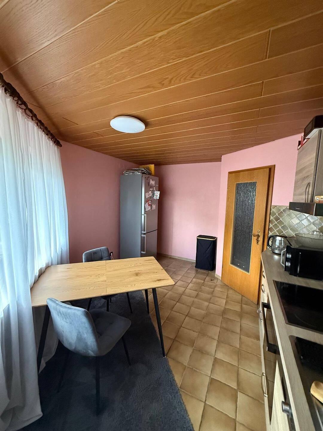 Gemütliche, sonnige 2,5-Zimmer Erdgeschoss-Einliegerwohnung mit 10 qm Außenterrasse und Einbauküche in gepflegtem Zweifamilienwohnhaus – Heilbronn – Vorschaubild 5