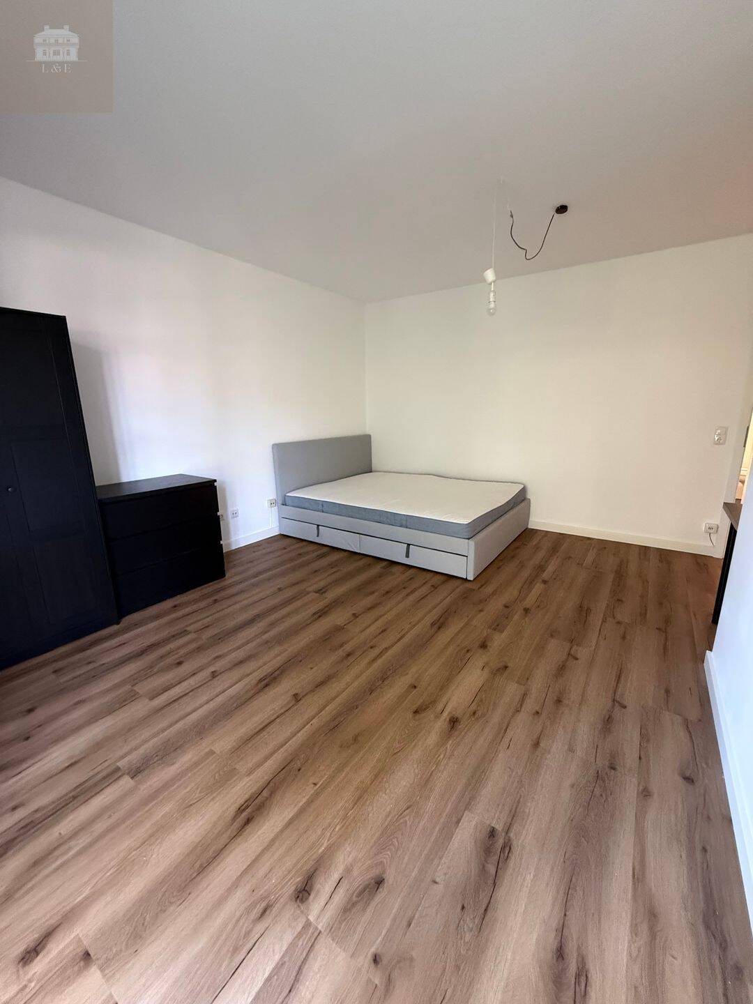 (ab sofort) (3er WG) voll möbliertes WG Zimmer Zollernstraße / ALLin Miete – Augsburg – Vorschaubild 5