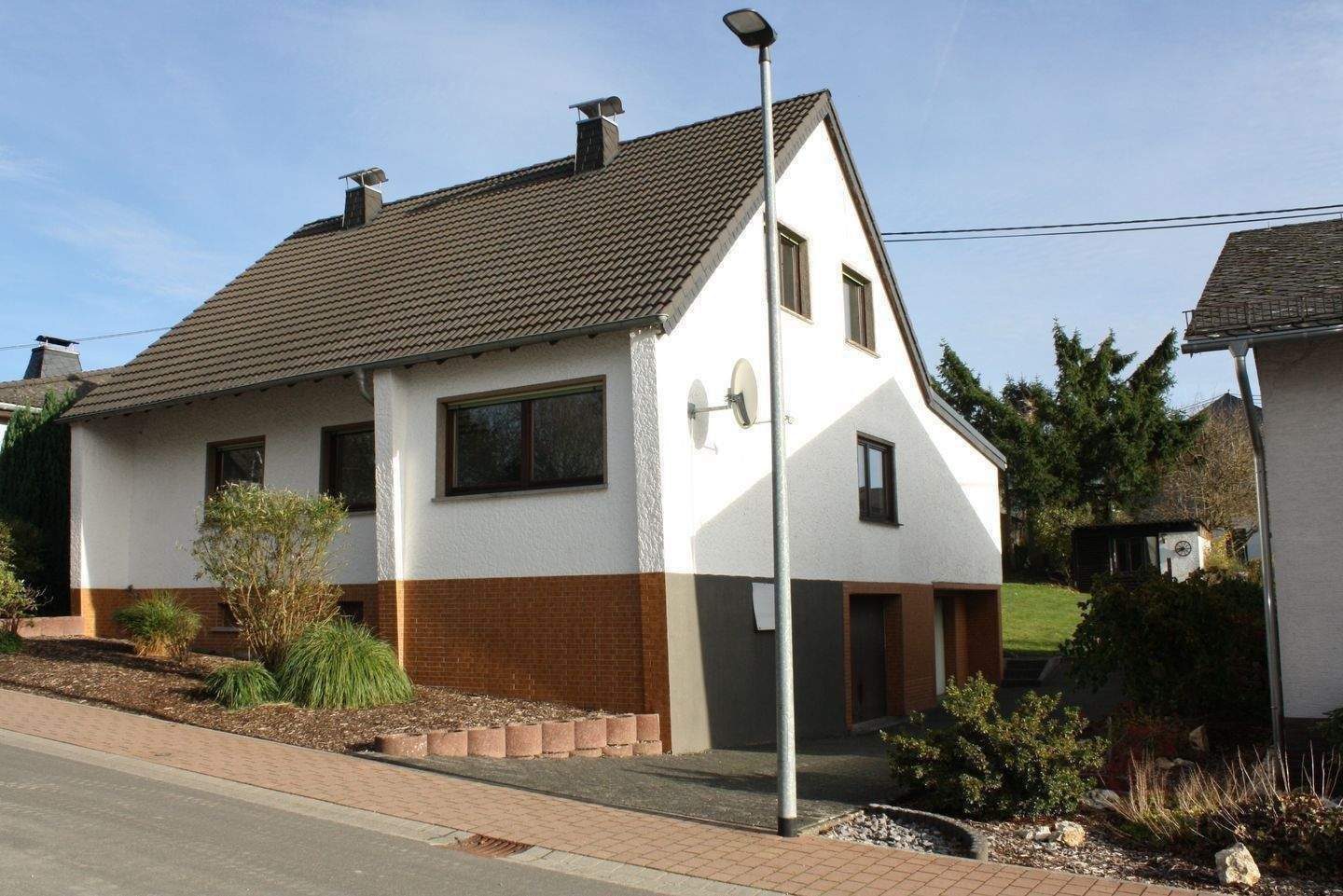 Schluss mit Miete EG + UG selbst nutzen, DG vermieten – Caan – Vorschaubild 3